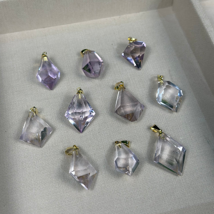 Rose De France Pendants Lot
