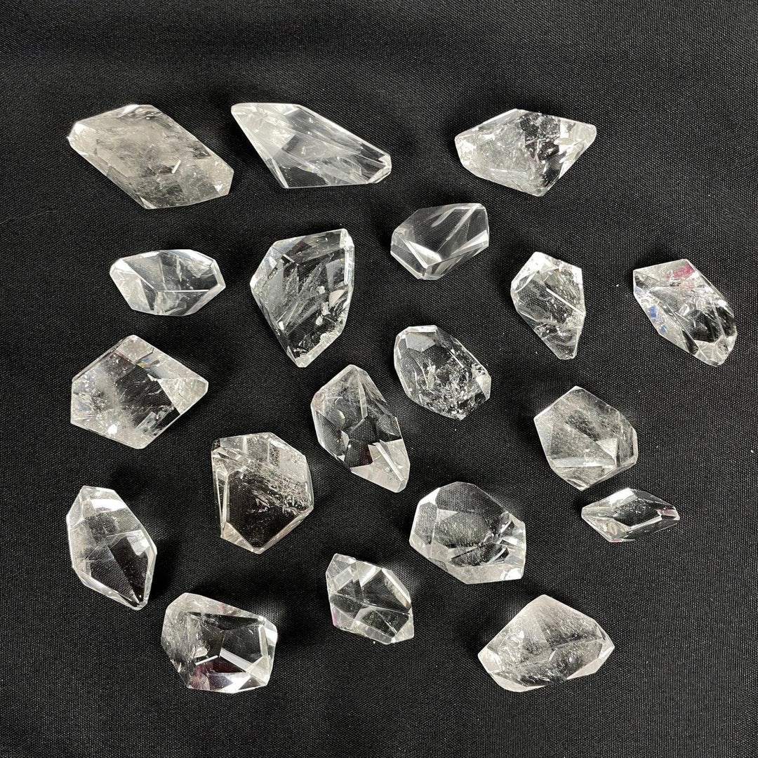 CLEAR QUARTZ FREE FORM SET - Amezoni Crystals Wholesale