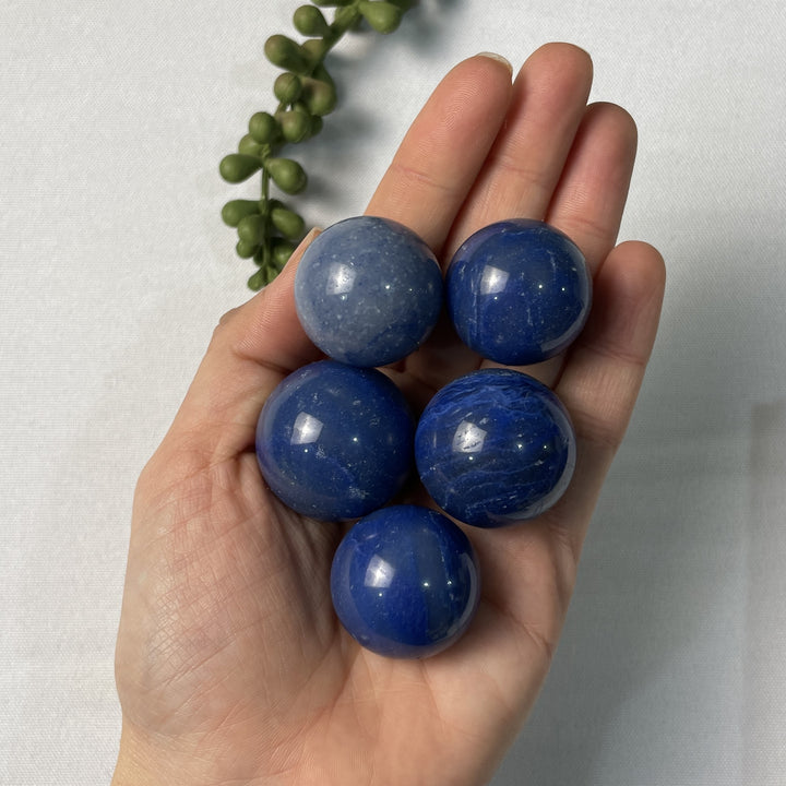 BLUE QUARTZ SPHERE BALL WHOLESALE - Amezoni Crystals Wholesale