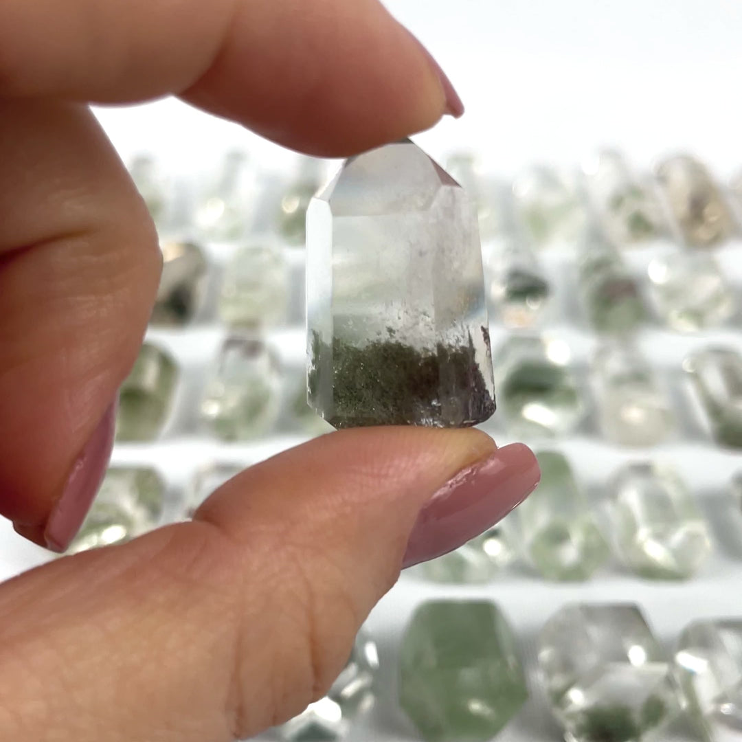 GREEN GARDEN QUARTZ MINI TOWERS - 50pcs Lot