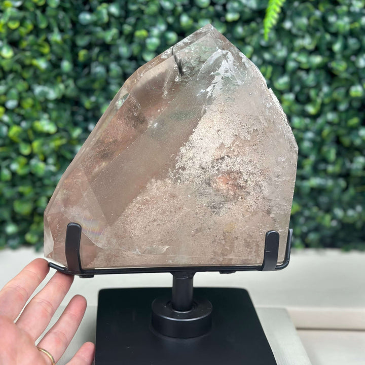 High Quality Garden Quartz Free Form with stand