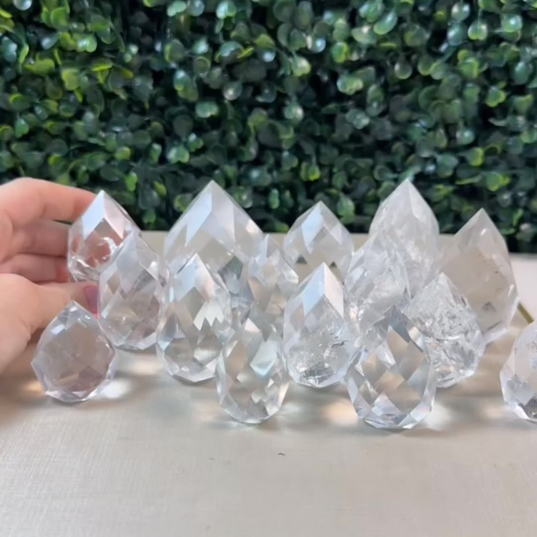 High Quality Faceted Clear Quartz Flames Wholesale - Bulk